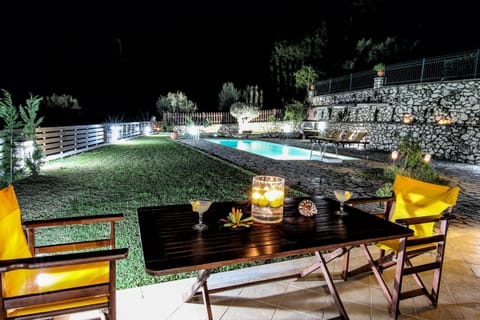 BBQ facilities, Garden, Balcony/Terrace, Swimming pool