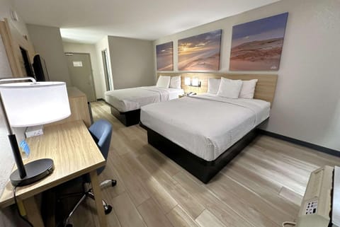 Days Inn by Wyndham Holland Hotel in Holland