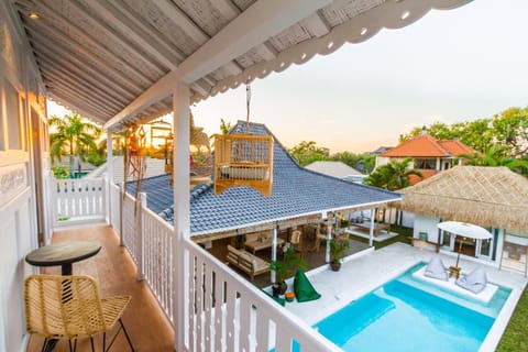 Balcony/Terrace, Swimming pool