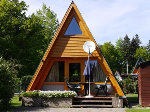 Ferienhaus im Nordschwarzwald - Nurdachhaus in Waldrandlage House in Pforzheim