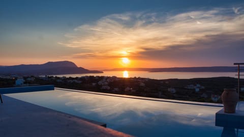 Mountain view, Pool view, Sea view, Sunset