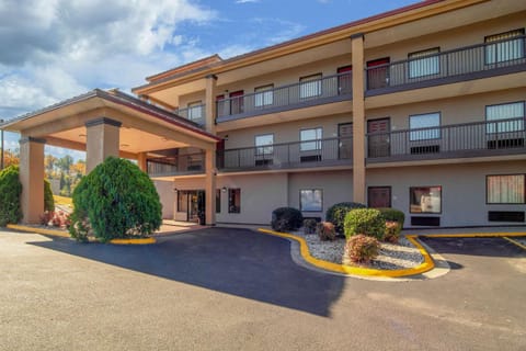 Quality Inn West Columbia - Cayce Hotel in Cayce