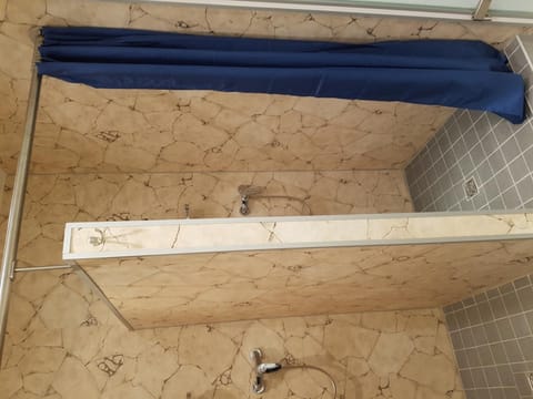 Shower, Bathroom, Decorative detail