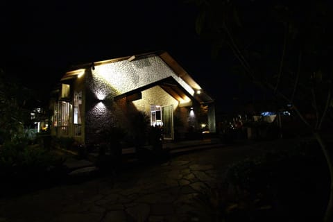 The Green Cottage Urlaubsunterkunft in Kuching
