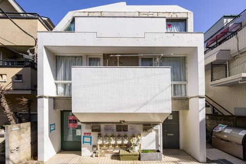 Property building, Day, View (from property/room), Balcony/Terrace