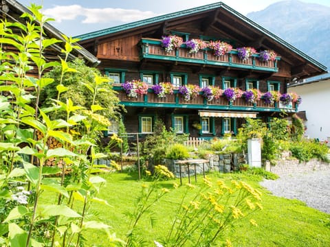 Property building, Natural landscape, Summer, Balcony/Terrace, Hiking, Cycling, On site