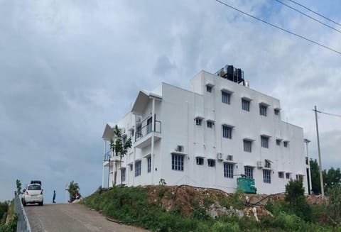KSTDC Hotel Mayura Bharachukki, Shivanasamudra Hotel in Kerala