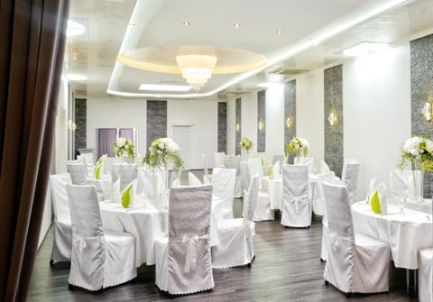 Banquet/Function facilities