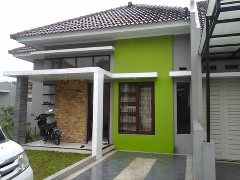 Marwah Villa in Batu