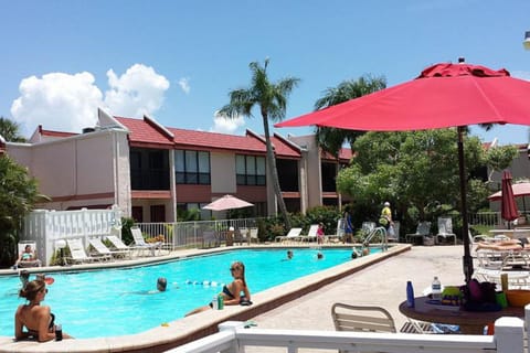 Runaway Bay Condos Apartment in Bradenton Beach