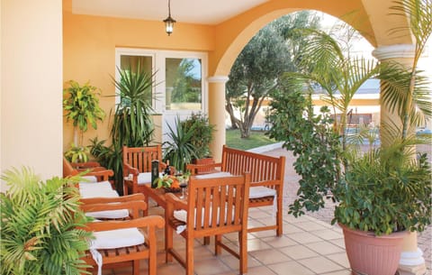 Gorgeous Home In Benalmdena With Wifi Haus in Torremolinos