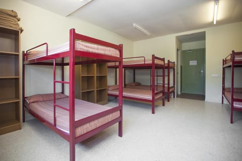 Photo of the whole room, bunk bed