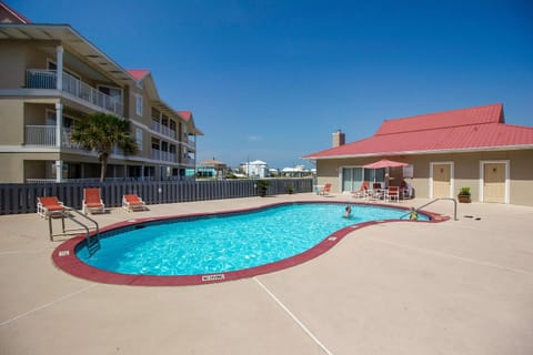 Sunset Harbour Villas Apartment in Pensacola Beach