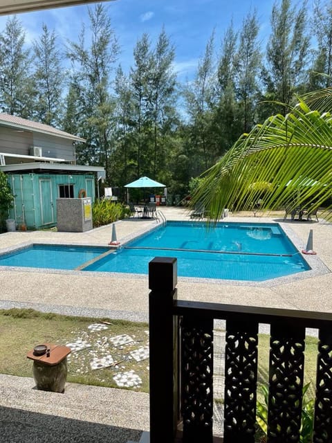 Pool view, Swimming pool