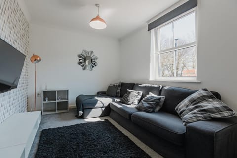Hullidays - Theatre Side Apartment - Refurbished 2023 Apartment in Hull