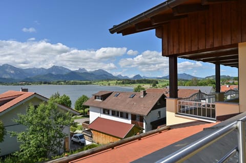 Balcony/Terrace, Lake view