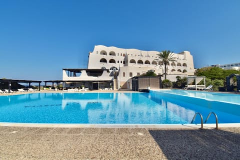 Property building, Pool view, Swimming pool