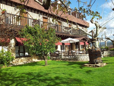 Garden, Street view