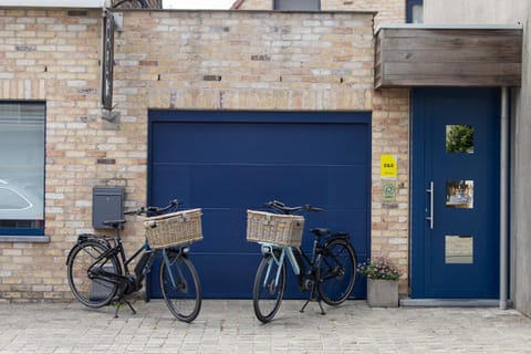 Property building, Facade/entrance, Logo/Certificate/Sign, On site, Area and facilities