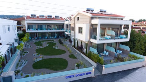 Costa Domus Blue Luxury Apartments Condo in Nikiti