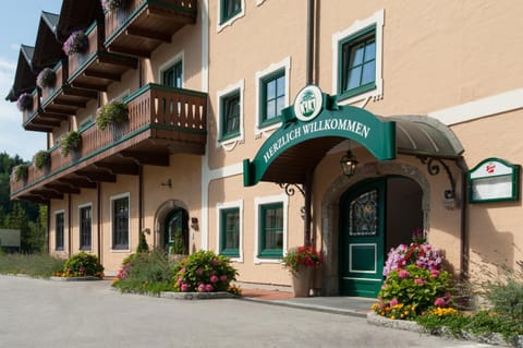 Hotel Gasthof Der Jägerwirt Hotel in Salzburg