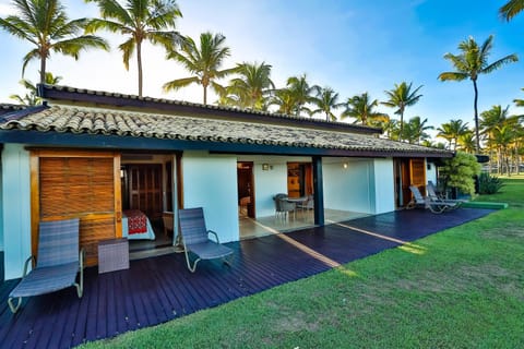 Patio, Facade/entrance, View (from property/room), Balcony/Terrace