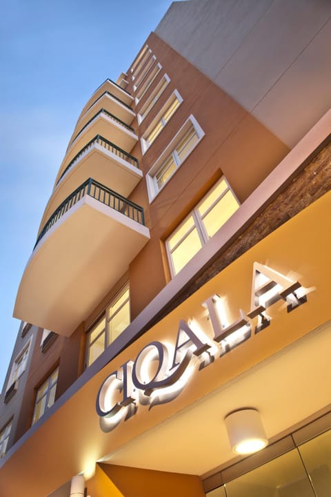 Ciqala Luxury Suites - San Juan Hotel in San Juan