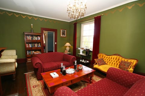 The Lodge on Elizabeth Boutique Hotel Bed and Breakfast in Hobart