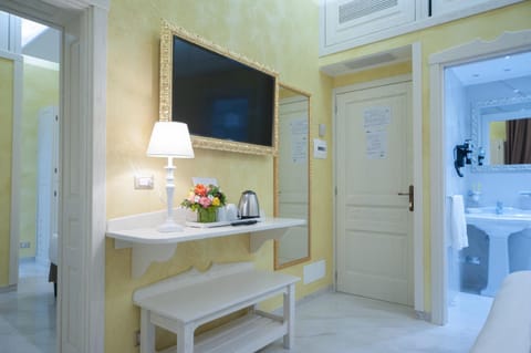 Maison Tritone Bed and Breakfast in Rome