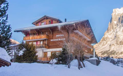 Facade/entrance, Winter