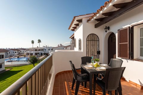 Balcony/Terrace, Dining area