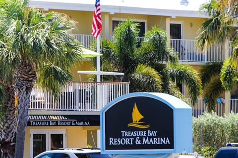 Treasure Bay Resort & Marina Hotel in Treasure Island