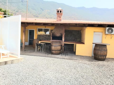 Casita con Barbacoa House in El Hierro