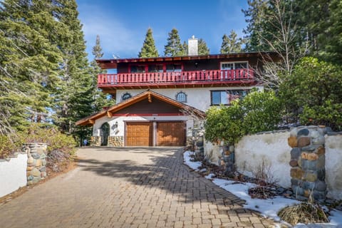 House on Cold Creek Casa in South Lake Tahoe