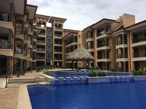 Bahia Encantada beach front proyect, Jaco Paradise Appartement-Hotel in Jaco