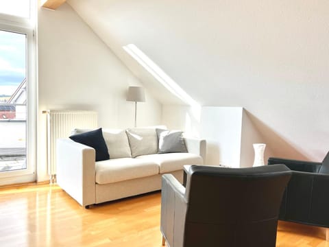 Apartment mit Dachterrasse & Sauna Location de vacances in Wangen im Allgäu