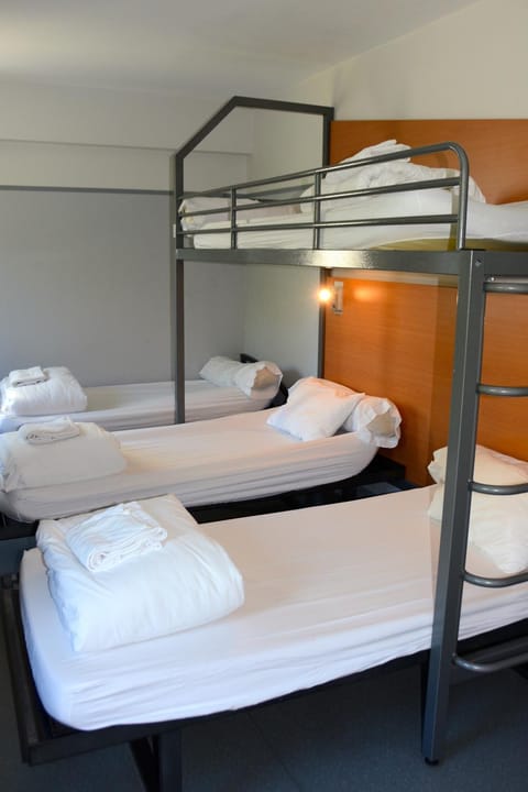 Photo of the whole room, Bedroom, bunk bed