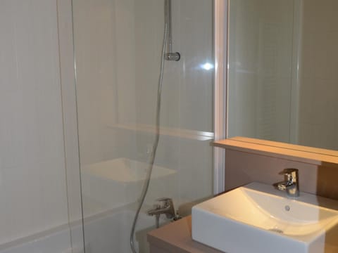 Appartement lumineux 4 pièces à Flaine, 8 personnes, terrasse, accès spa - FR-1-425-18 Apartment in Arâches-la-Frasse