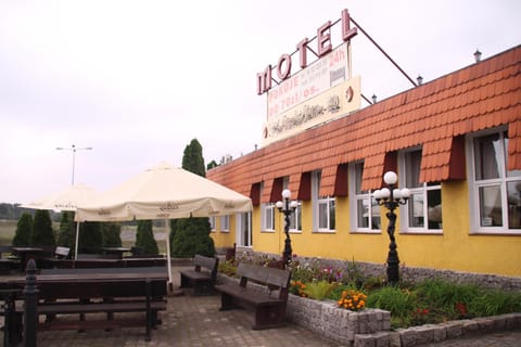 Zajazd Pod Kominkiem - Brzoza koło Torunia Motel in Greater Poland Voivodeship