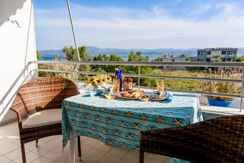 Liland Beachfront Apartment in Euboea