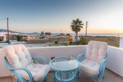 Plaza Beach Hotel Hotel in Naxos, Naxos and Lesser Cyclades, Greece