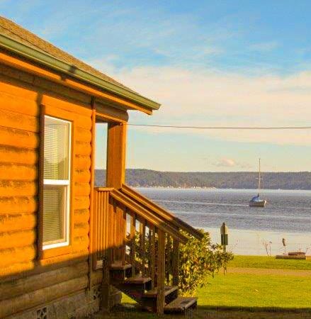 The Waterfront at Potlatch Motel in Hood Canal