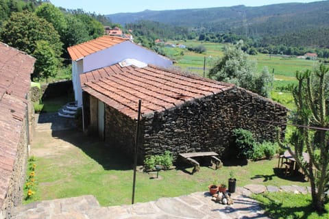 Lugar da Lourida House in Viana do Castelo District