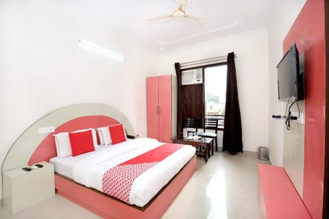 Hotel Kamal Palace Hotel in Chandigarh