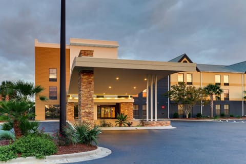 Fairfield Inn & Suites Southport Hotel in Southport