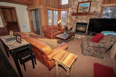 Mountainback #52, Loft, Corner Casa in Mammoth Lakes