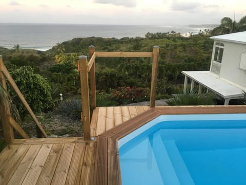 Pool view, Sea view