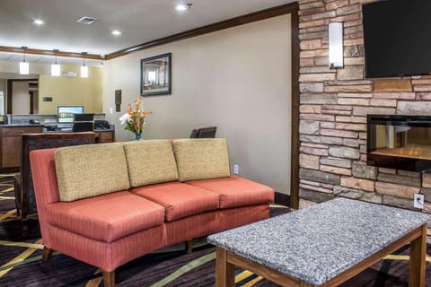Comfort Inn & Suites Cedar Rapids North - Collins Road Hôtel in Cedar Rapids