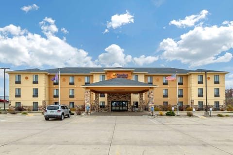 Comfort Inn & Suites Cedar Rapids North - Collins Road Hotel in Cedar Rapids