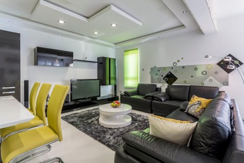 TV and multimedia, Living room